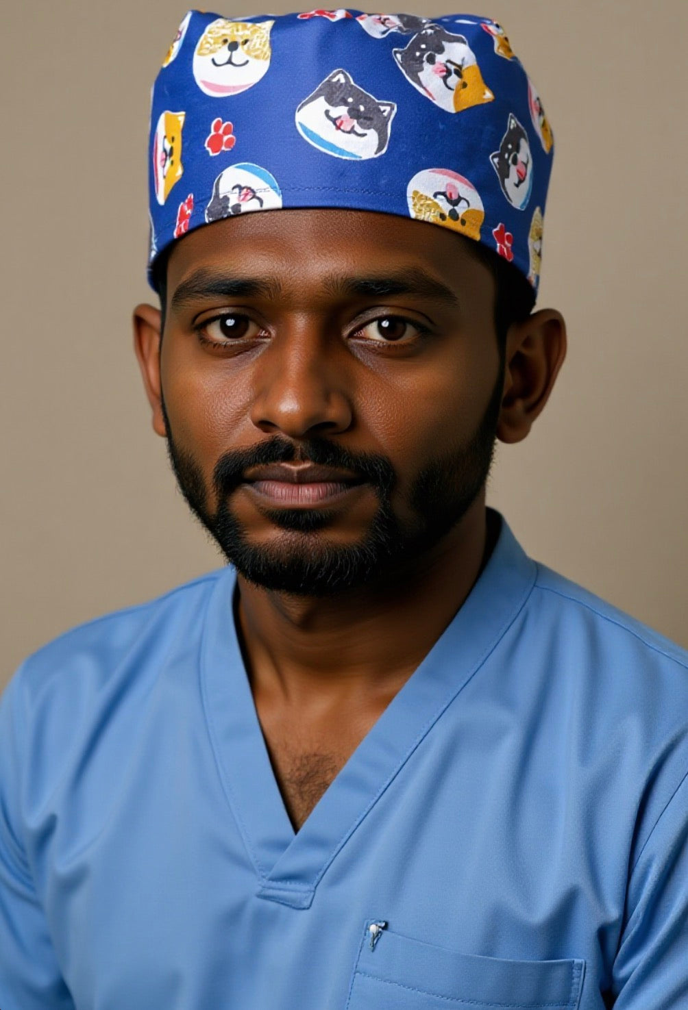 Satin line Scrub Cap with Buttons Dogs